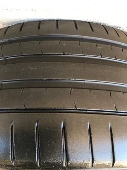 Pirelli PZero Elect Ev tire 255/35/21