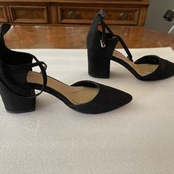 Aldo Black Strappy Heels -Size 8 - Cuir Veritable Genuine Leather - They Appear Suede