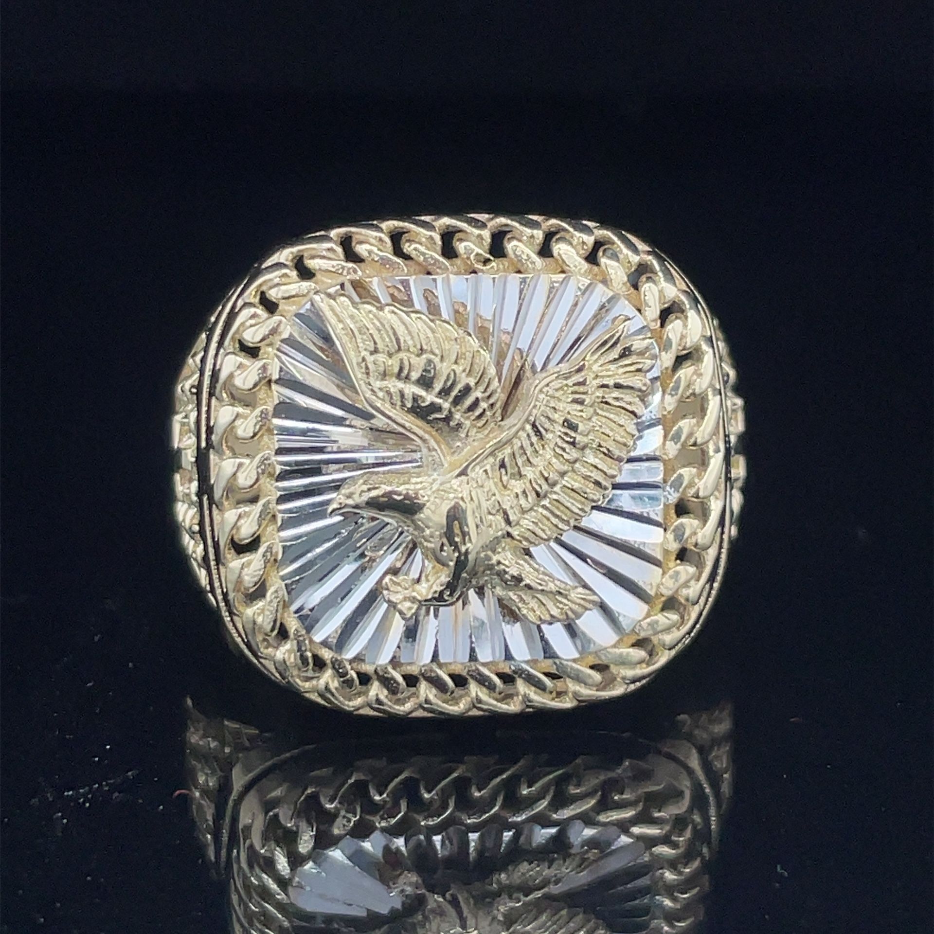14KT Two Tone Eagle Ring 6.86g Size 10 I-904