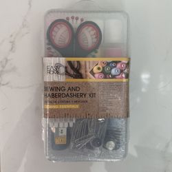 New In Box Sewing And Haberdashery Kit