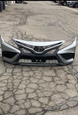 2022 Toyota Camry complete bumper se OEM