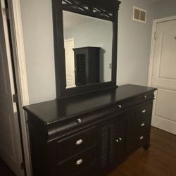 Bedroom Furniture- Great condition