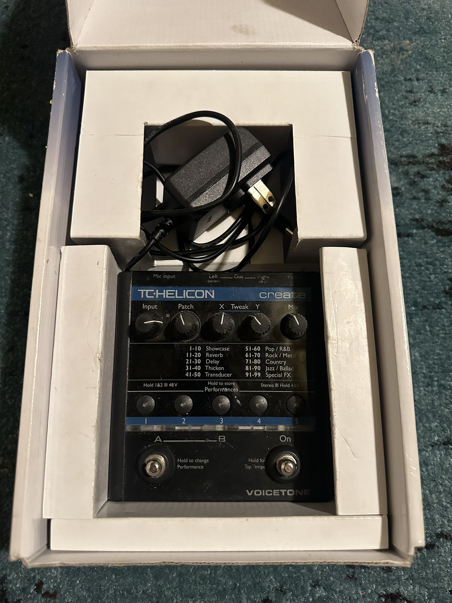 TC Helicon VoiceTone Create vocal pedal for Sale in Tigard, OR OfferUp