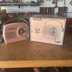 Wireless Vintage Radio W Bluetooth