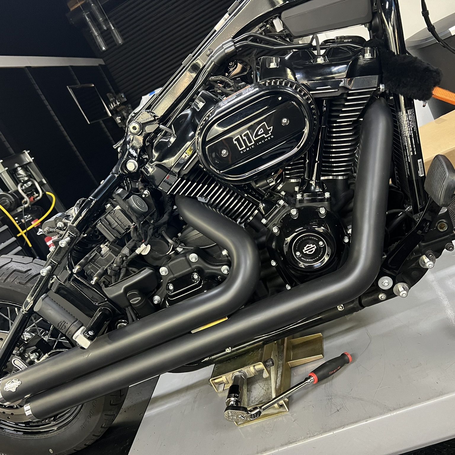Harley Vance And Hines Exhaust