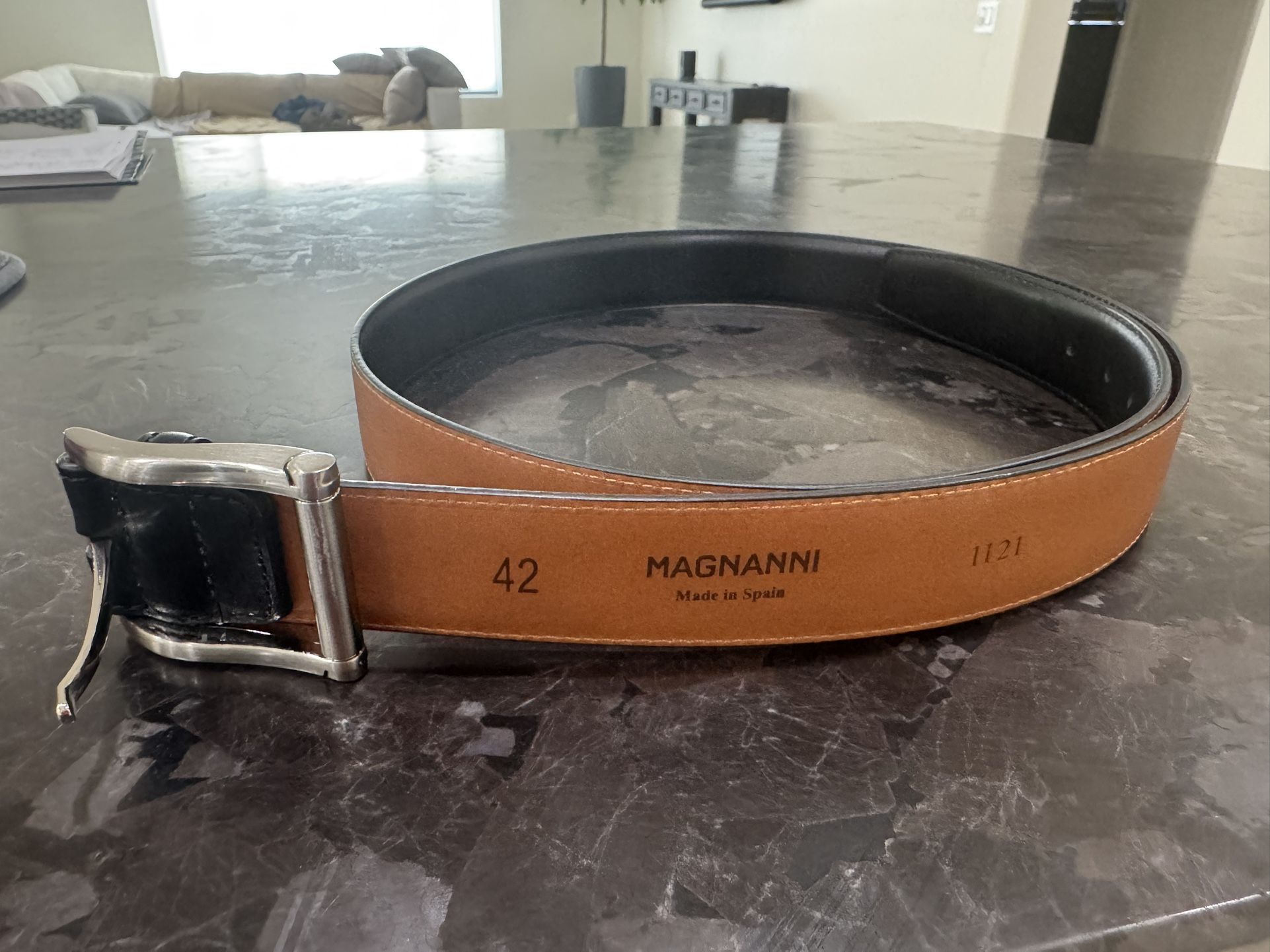 Magnanni Men’s Black Leather Belt 42”
