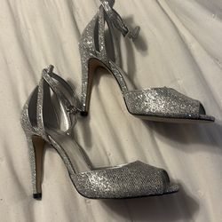 Michael kors silver heels size 7.5