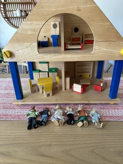 Wooden Doll House & Accessories 