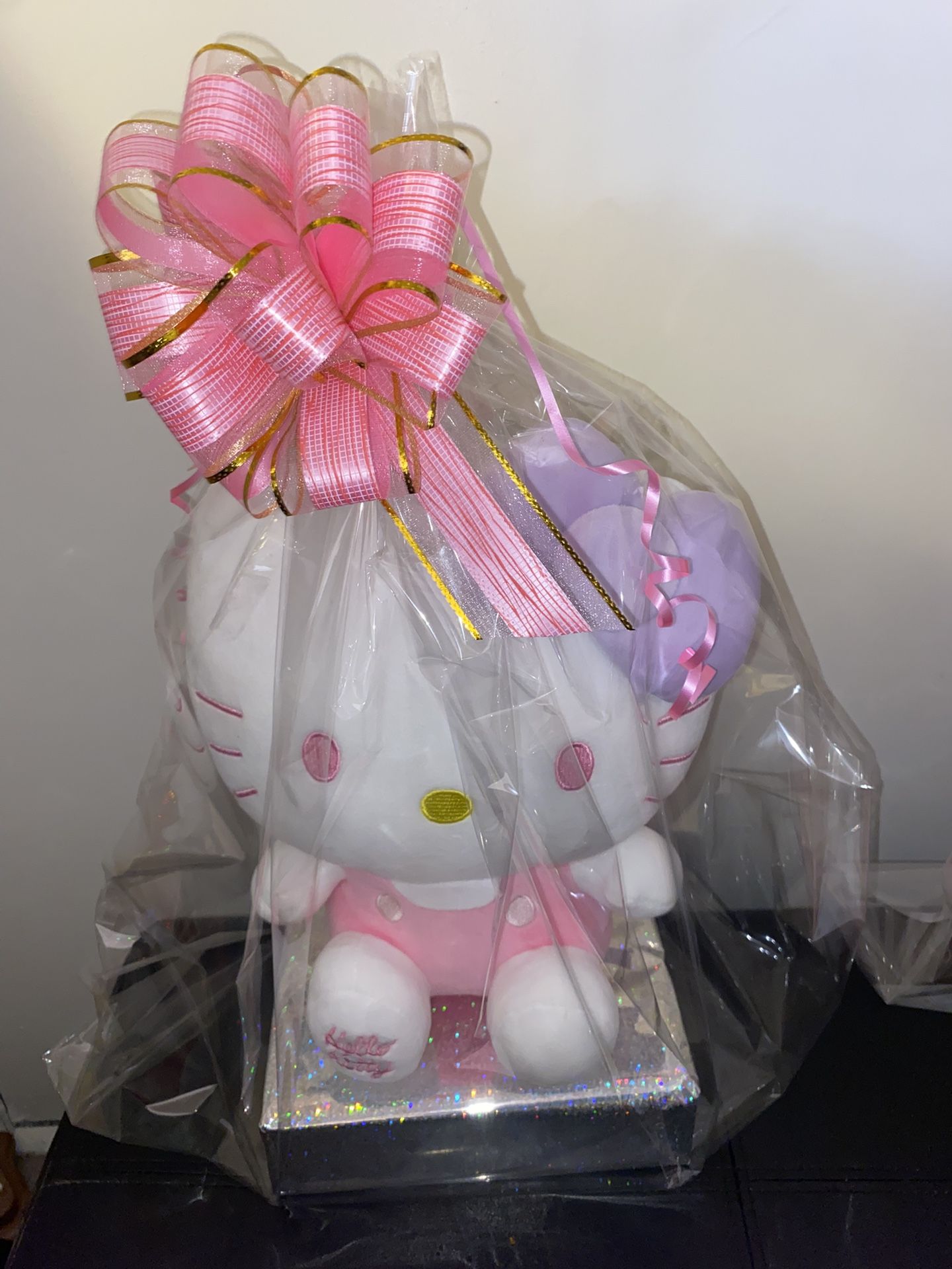 Hello Kitty Valentines Gift