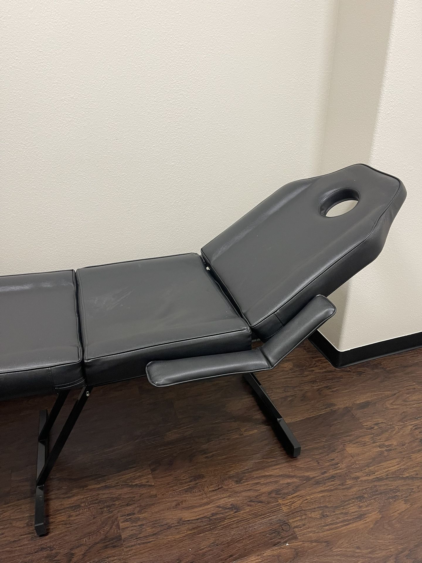 Couch for cosmetologist