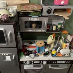 Play Kitchen