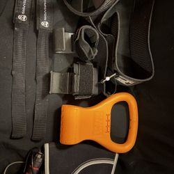 Weight Lifting Set- Kettle Grip, Wrist Hooks, Belt, jump rope, knee braces, Push up wheel, Wrist Straps - used- LOTL