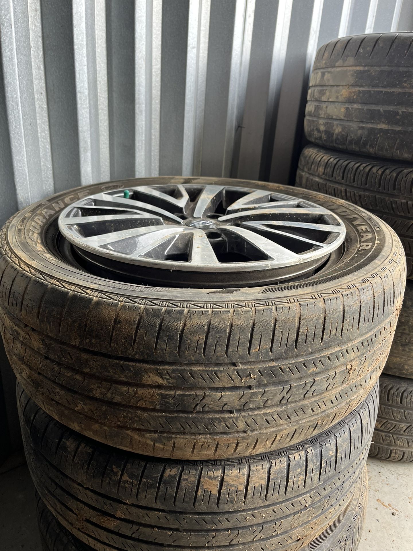 4 Subaru Legacy Wheels