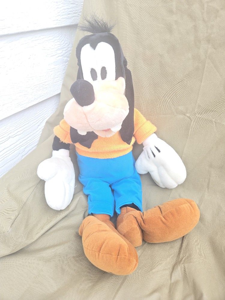 Goofy Plush