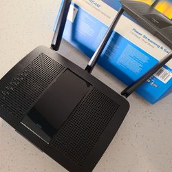 Linksys Max Stream AC1900 wireless router AND Arris Surfboard SB6183 Cox modem combo