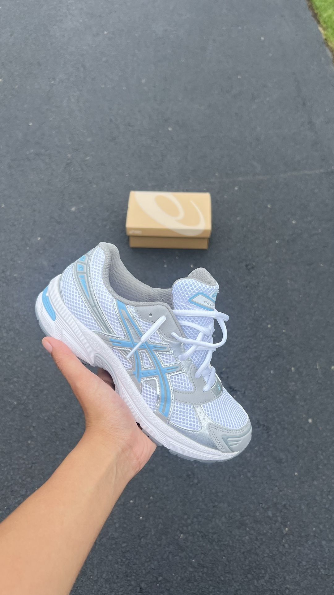 Arctic Ice ASICS 🧊 8w & 8.5w