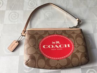 Coach new wristlet