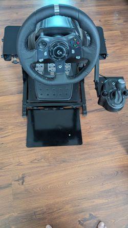 LOGITECH G920 with shifter and stand