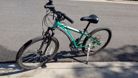 Kids/Youth Diamondback Cobra 24 Mountain Bike