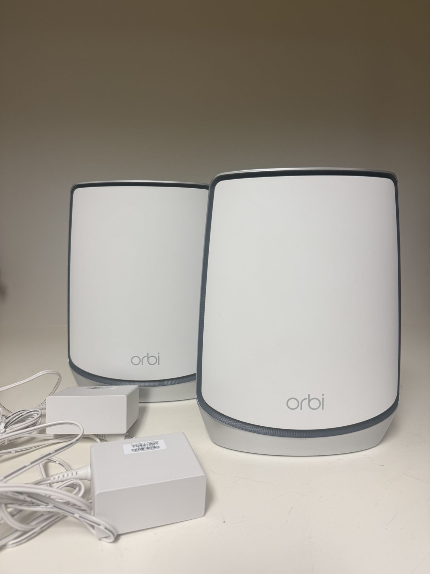 NETGEAR Orbi AX6000 Tri-band mesh Wi-Fi 6