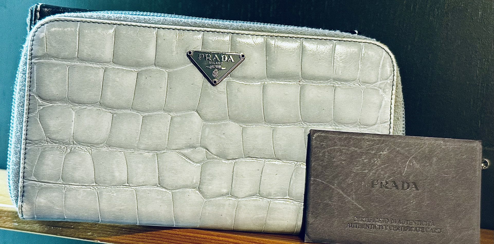 AUTHENTIC PATTEN LEATHER PRADA WALLET