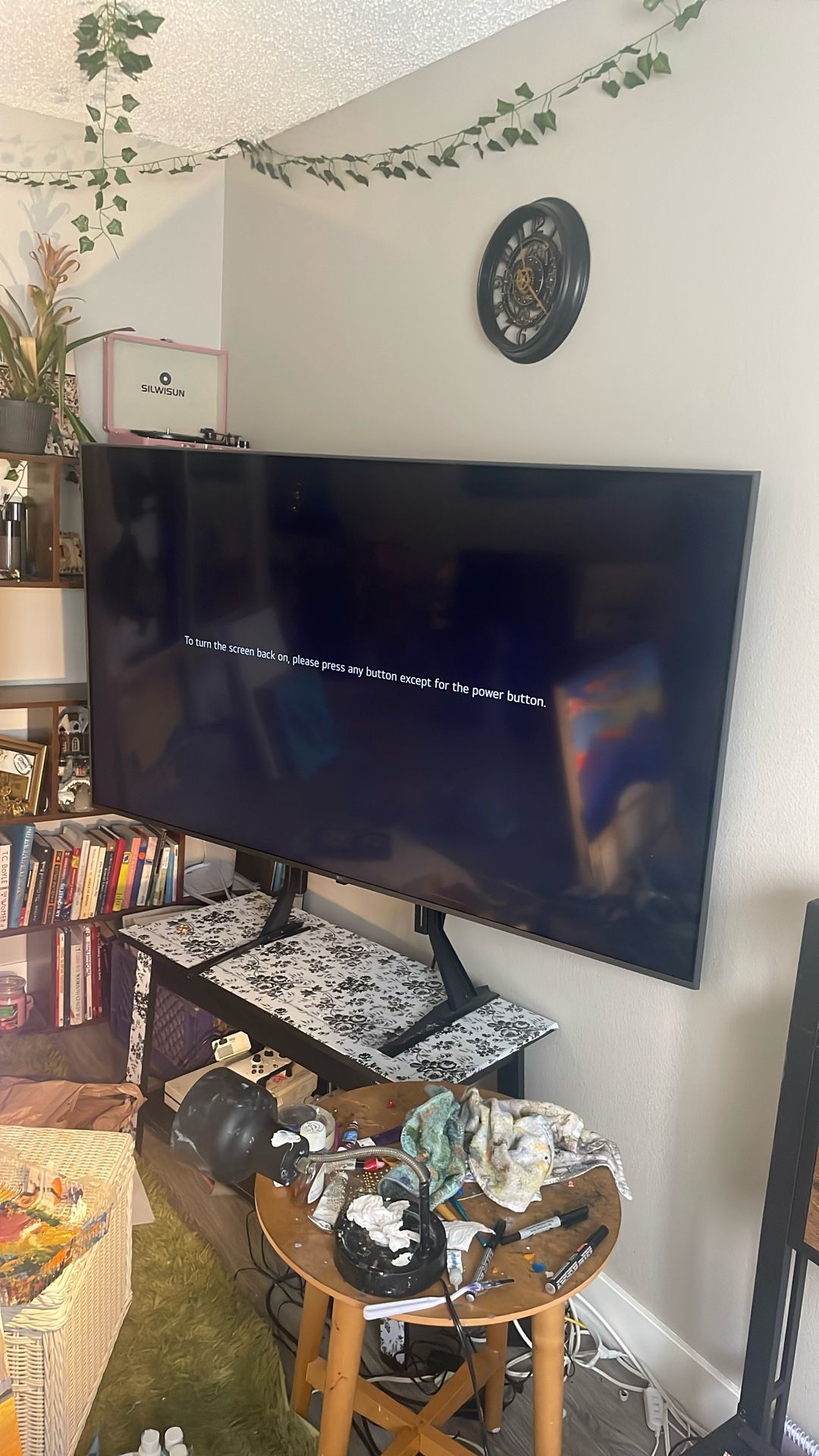 56 Inch LG SMART TV