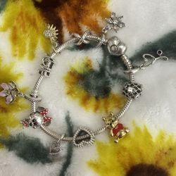 Pandora Bracelet With Charms 