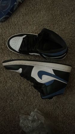 blue/blk/white jordan 1's men 8