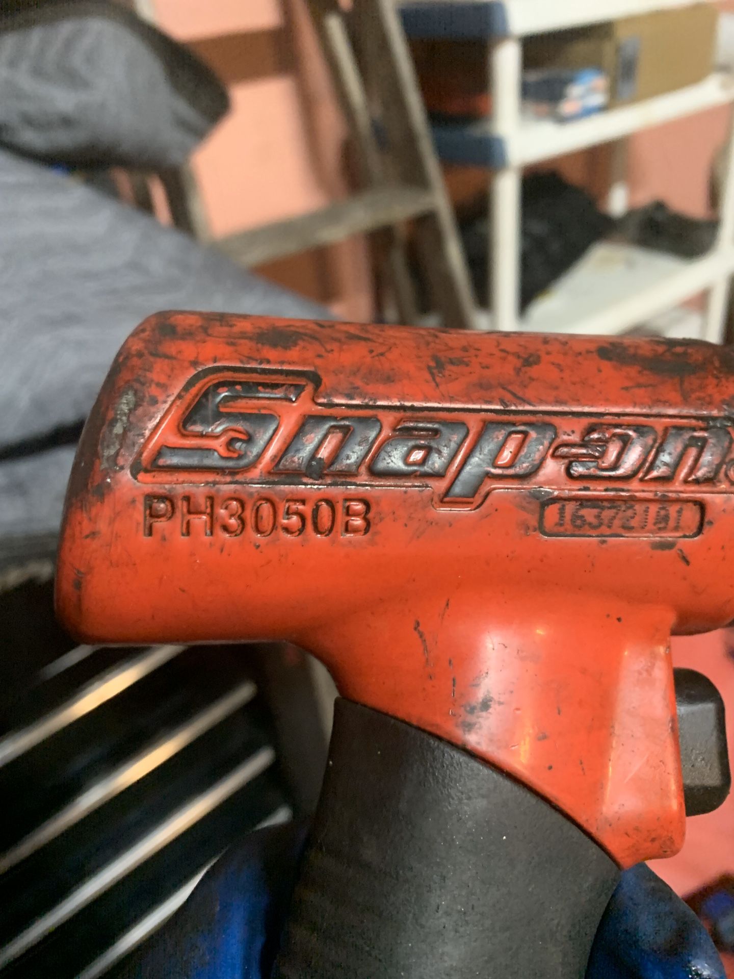 Snap on air hammer