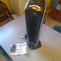 LASKO TOWER HEATING W/REMOTE