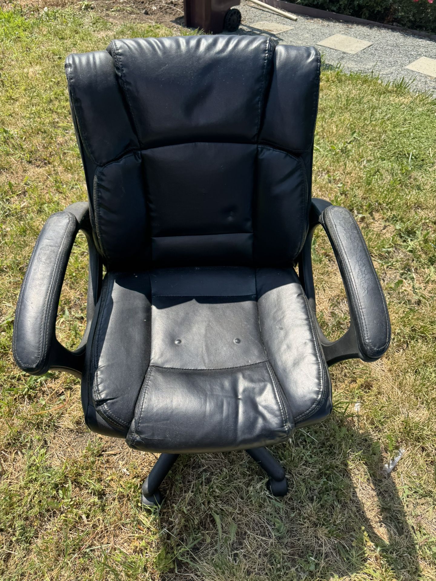 FREE Used All-Black Office Chair