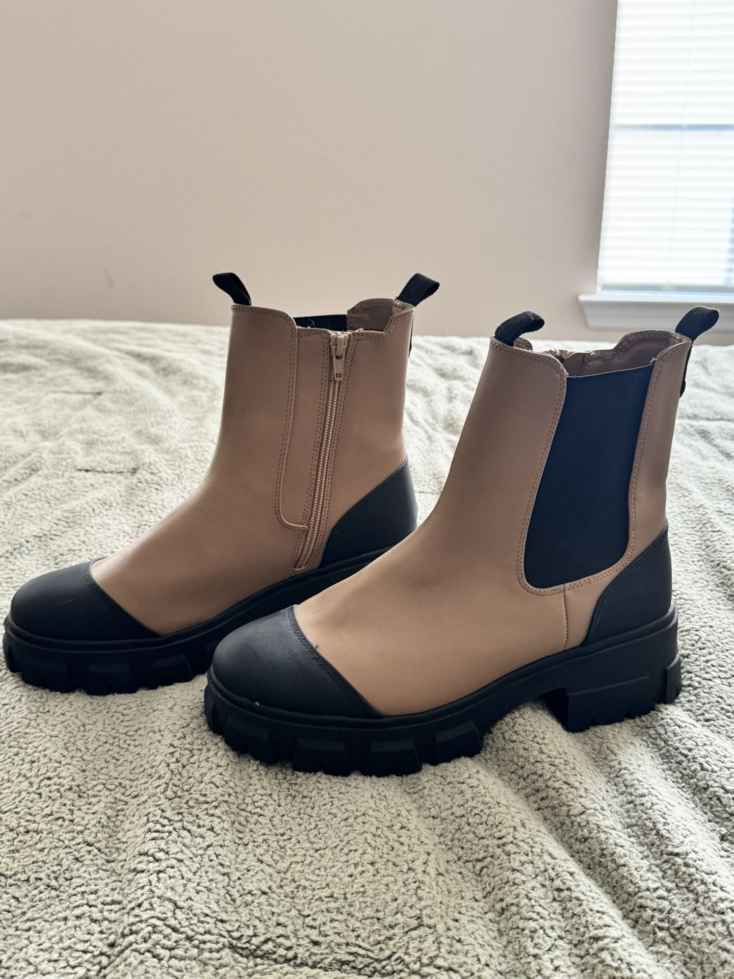 Women’s Boots