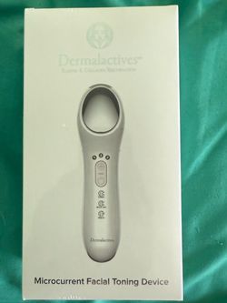 New in box facial toner