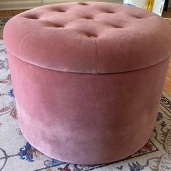 Ottoman W Storage 