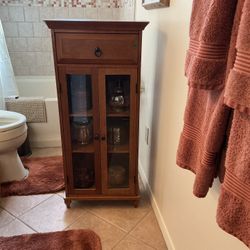 Wood Cabinet With Glass Dooors