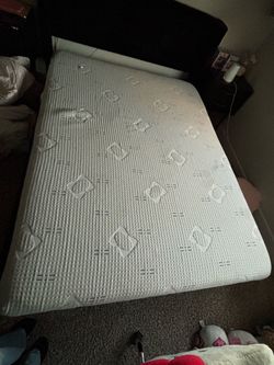 Queen bed 10”
