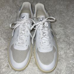 Veja Shoes 11.5