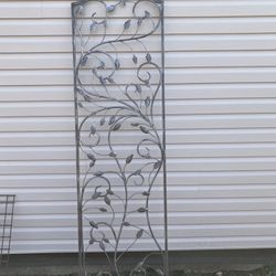 For climbing plants steel arched