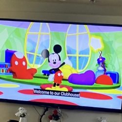 70 Inch Sharp Tv Smart With Wall Mount 