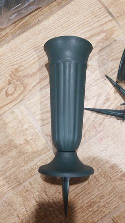 Flower vases plastic 14 in tall