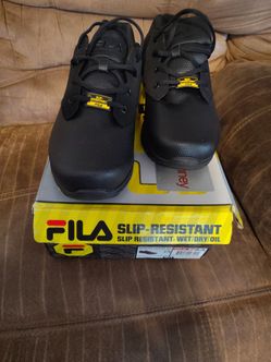 Fila slip resistant men shoes size 13