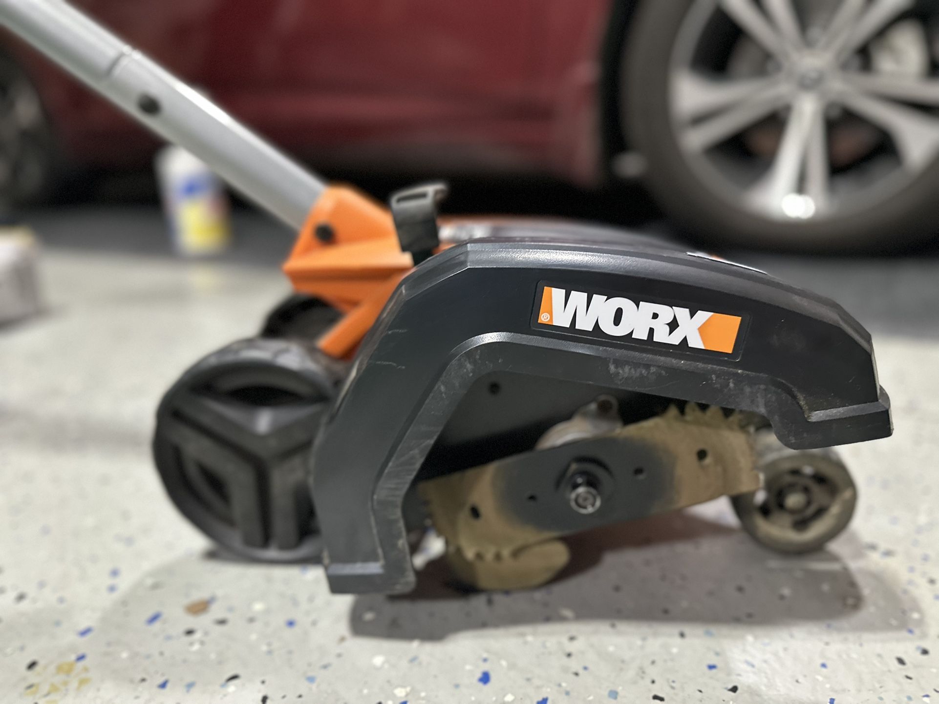 WORX WG896 12 Amp 7.5 Inch Electric Lawn Edger & Trencher, Orange and Black