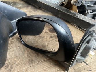 2005 Dodge Ram 1500 Side Mirrors