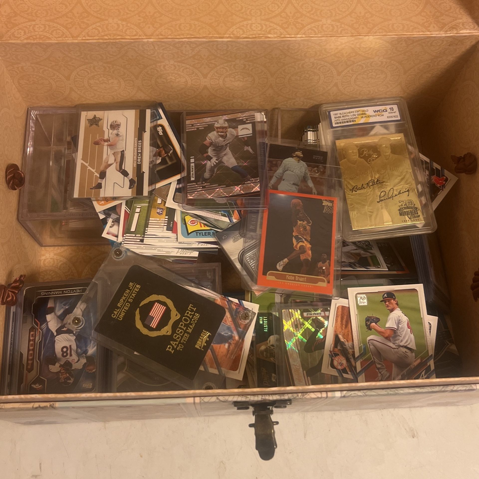 MLB, NBA, NFL Card Collection