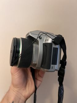 Pentax X5 Digital Camera