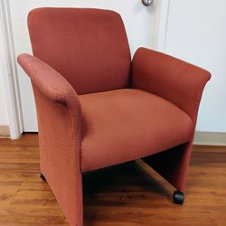 Rolling Club Chair 