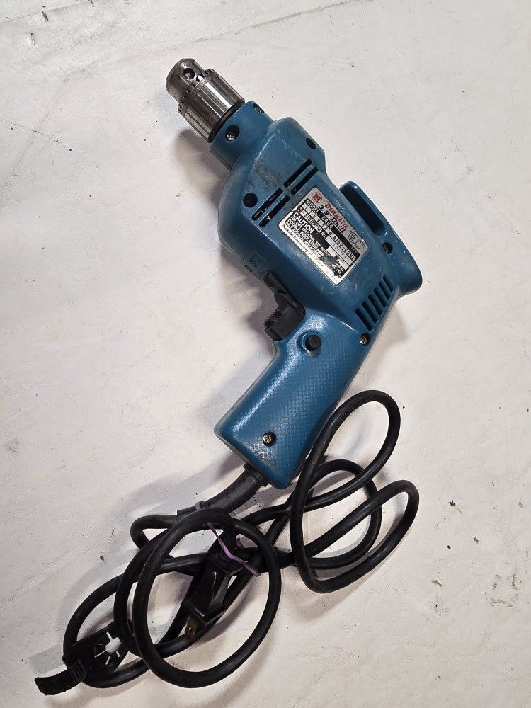 Makita 3/8" Corded Variable Speed/Reversing Drill