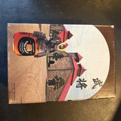 Rare Vintage Gold & Gold Nikka Whiskey 