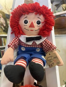 Adorable Vintage Raggedy Andy Doll