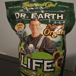Organic Fertilizer By Dr. Earth 4 Lbs Great For vegetables, Fruit trees, shrubs, this fertilizer delivers consistent results